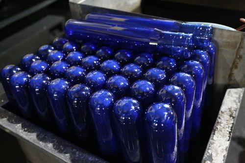 pet塑料瓶坯销售价/临沂淏青塑料制品图片由临沂淏青塑料制品厂提供